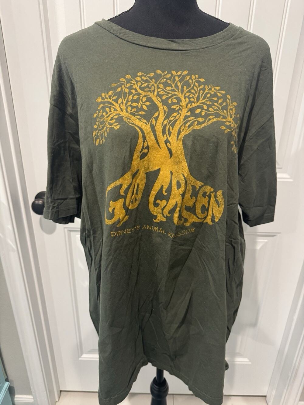 Vintage Disney Animal Kingdom Go Green Tee Shirt Women’s Sz XL